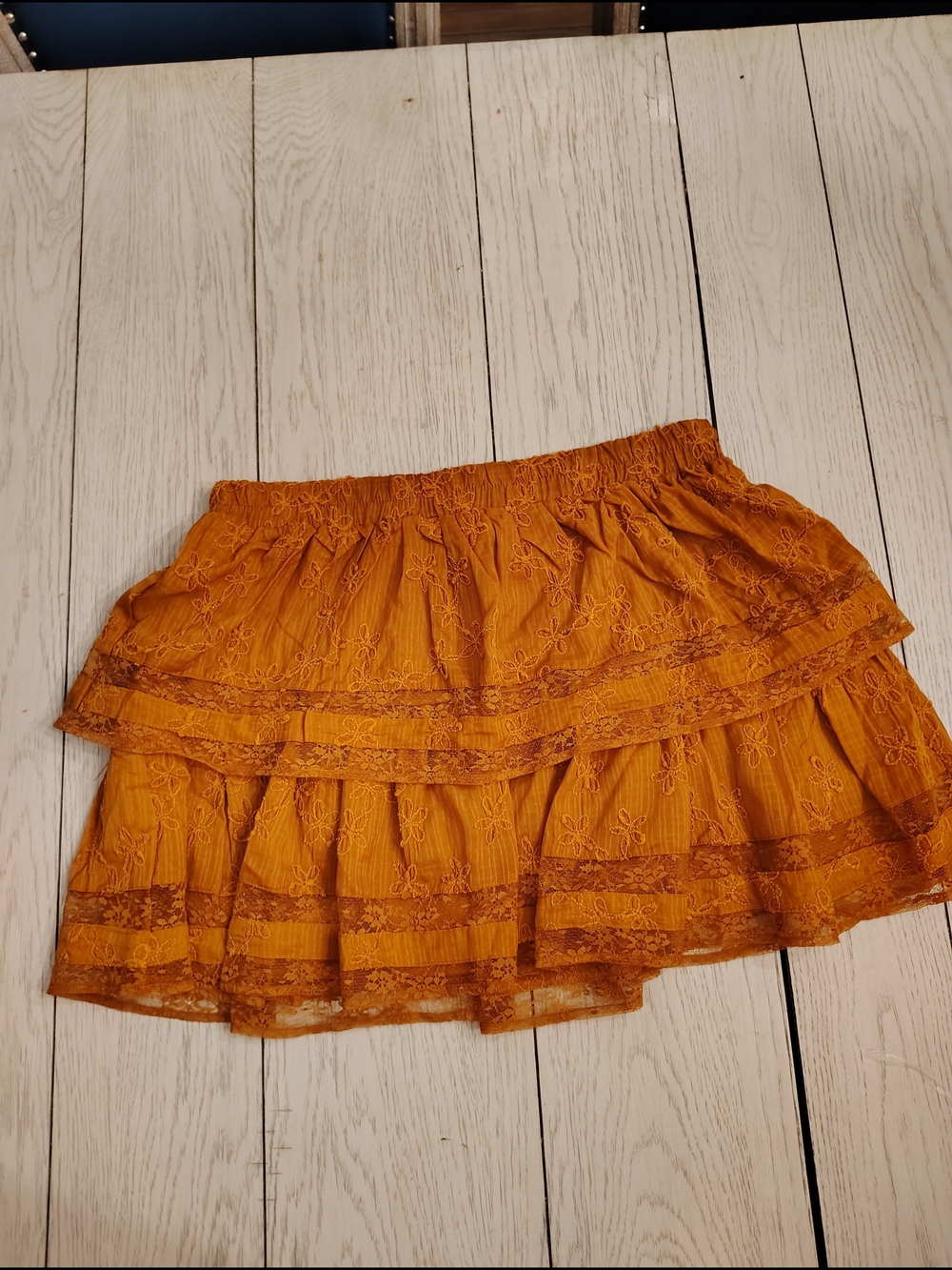 Women's Tiered Lace Mini Skirt - Mustard
